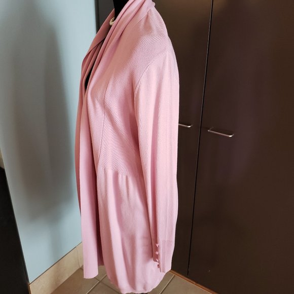 Pretty in Pink Cardigan Cyrus sized XL - Picture 6 of 8